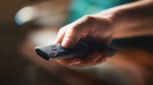 Now You Can Control Your New Samsung TV With Just Your Samsung Watch