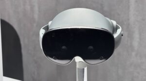 Samsung's Smart Glasses Be the Surprise Hit of 2025 Alongside the Moohan XR Headset