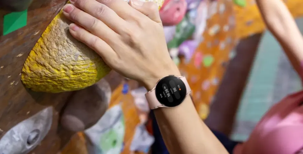Save $50 on the Samsung Galaxy Watch FE Now