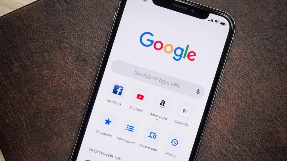 Google Chrome for iOS Now Lets You Split Work and Personal Profiles